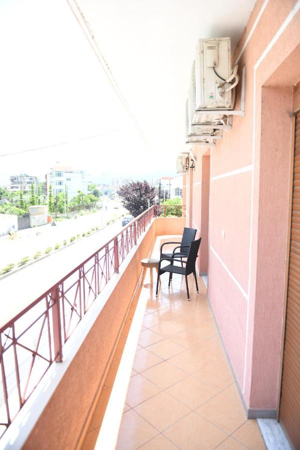 Guesthouse Leo Berat Exterior foto