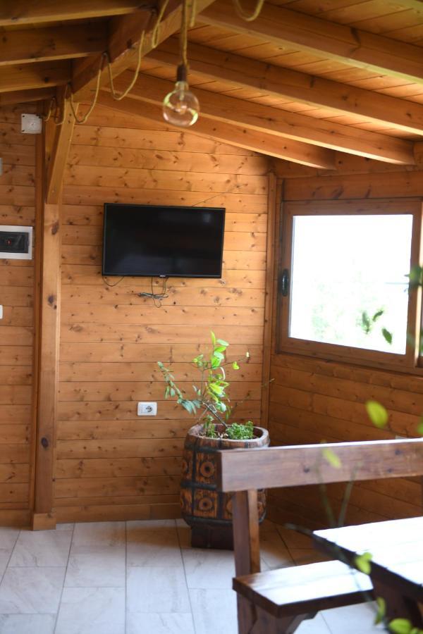 Guesthouse Leo Berat Exterior foto