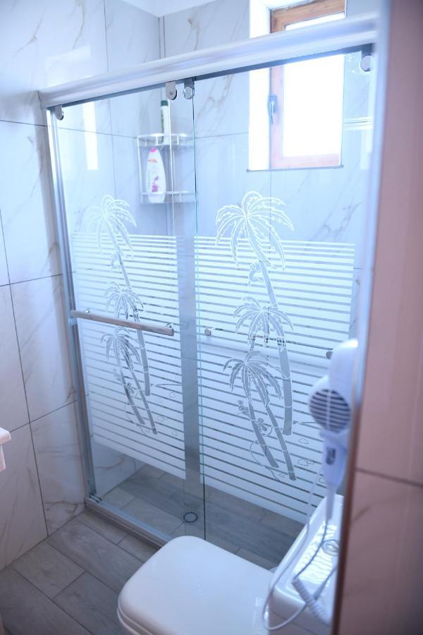 Guesthouse Leo Berat Exterior foto